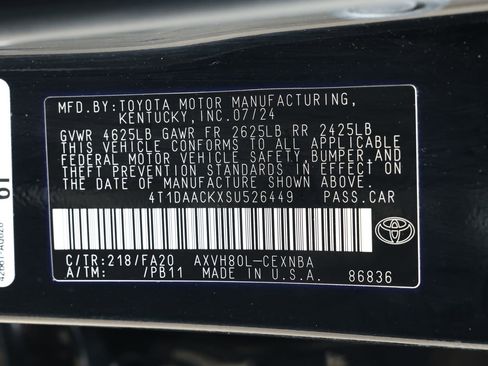 Used 2025 Toyota Camry LE FWD image 33