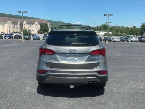 Used 2018 Hyundai Santa Fe Sport w/ 2.0T Ultimate Tech Package 05 AWD/4WD image 8