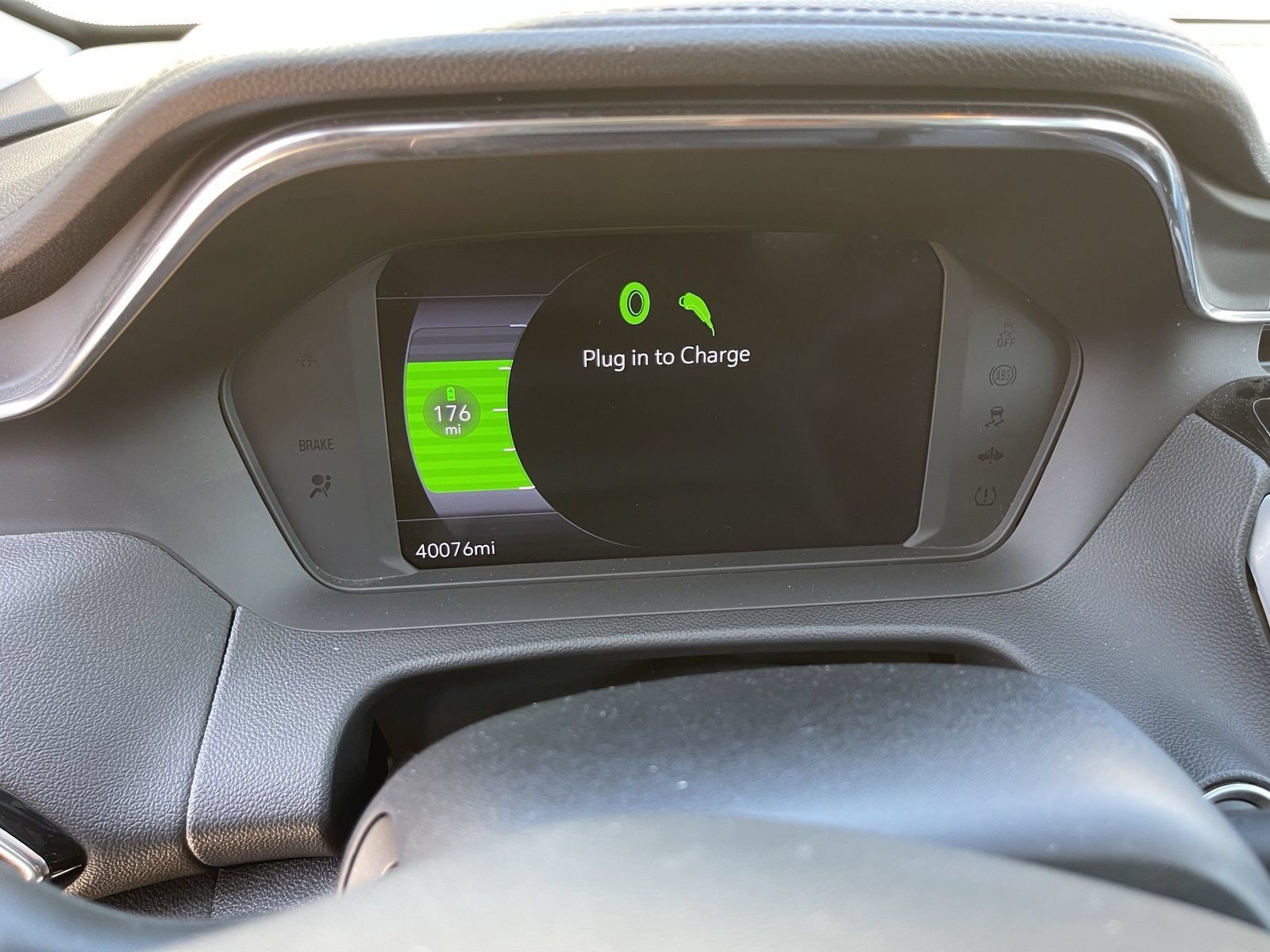 Used 2023 Chevrolet Bolt EUV LT w/ Driver Confidence Package FWD image 9