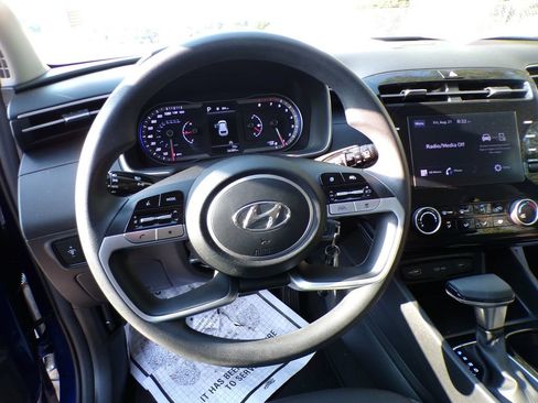Used 2023 Hyundai Tucson SE AWD/4WD image 11