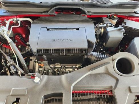 New 2025 Honda Pilot Touring image 10