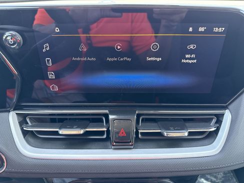 Used 2025 Chevrolet TrailBlazer LT image 19