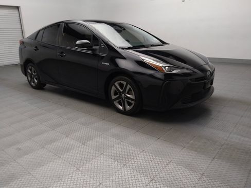 Used 2021 Toyota Prius XLE image 13