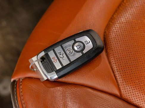 Used 2019 Ford F250 King Ranch w/ King Ranch Ultimate Package image 59