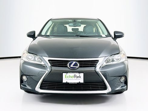 Used 2017 Lexus CT 200h w/ Seat Comfort Package image 2