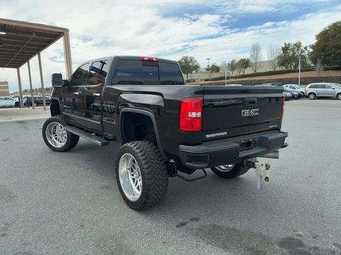 Used 2015 GMC Sierra 2500 Denali w/ Duramax Plus Package image 4