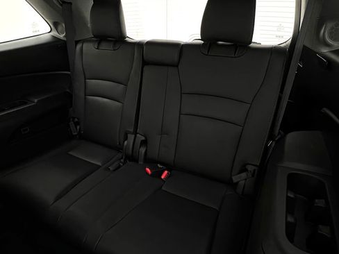 Used 2020 Honda Pilot Touring image 18