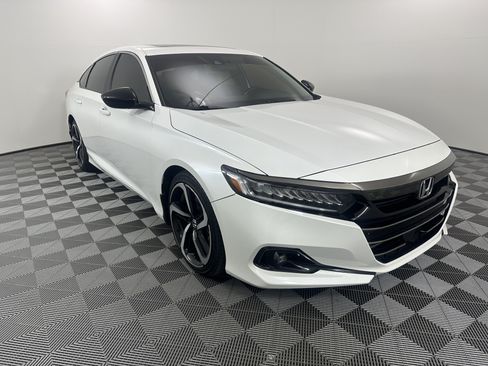 Used 2022 Honda Accord Sport image 7