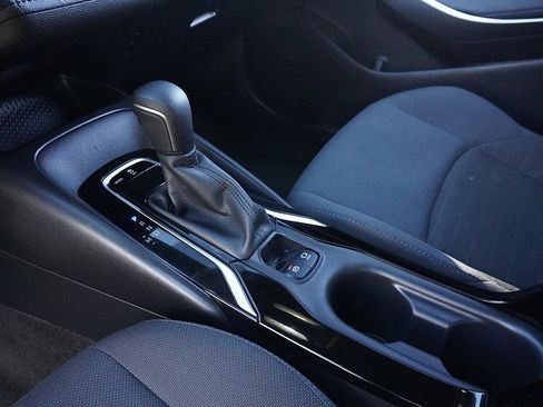 Used 2021 Toyota Corolla SE image 41