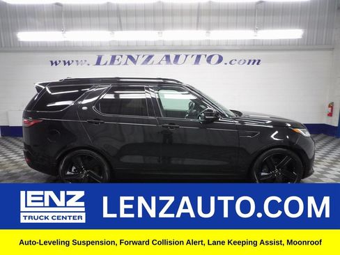 Used 2024 Land Rover Discovery Dynamic SE AWD/4WD image 1