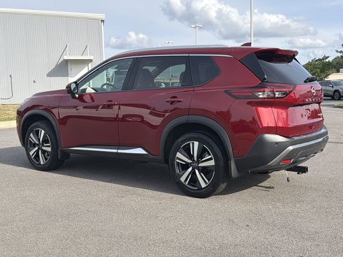 Used 2023 Nissan Rogue SL w/ SL Premium Package AWD/4WD image 10