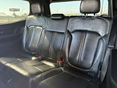Used 2022 Jeep Wagoneer Series III AWD/4WD image 25