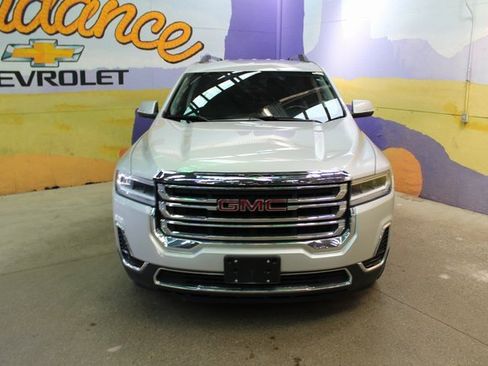 Used 2020 GMC Acadia SLE image 3