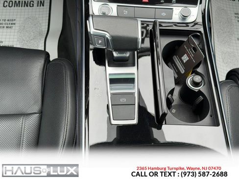 Used 2021 Audi A8 L 4.0T w/ Executive Plus Package image 31