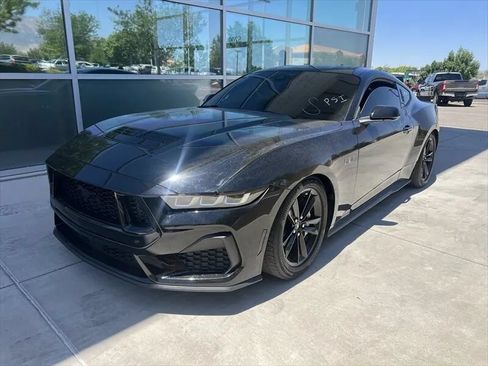 Used 2020 Ford Mustang GT w/ Equipment Group 301A RWD image 4