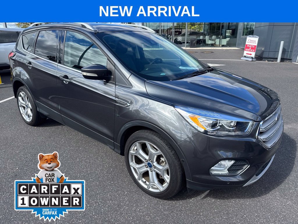 Used 2019 Ford Escape Titanium AWD/4WD image 2