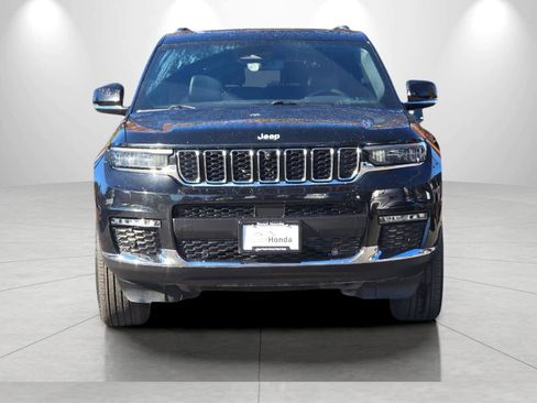 Used 2024 Jeep Grand Cherokee L Limited w/ Luxury Tech Group II image 10