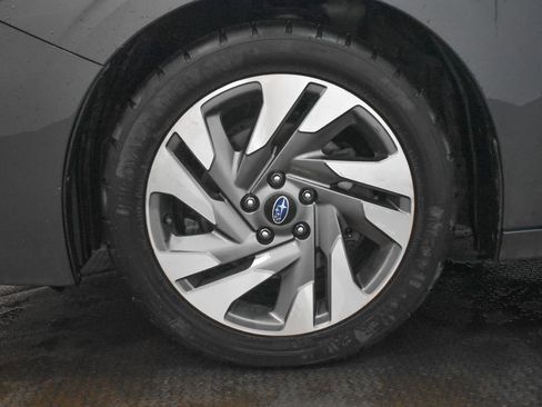 Used 2024 Subaru Legacy Limited image 9