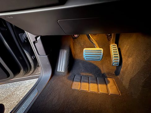 Used 2013 Porsche Cayenne S image 28