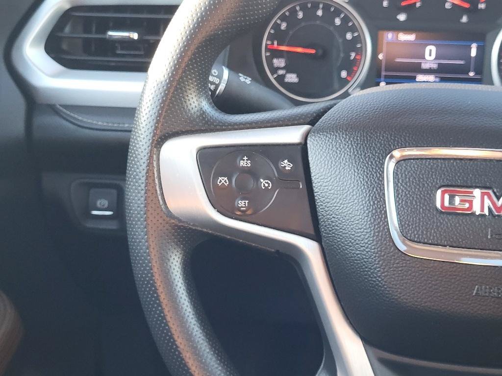 Used 2021 GMC Acadia SLE w/ Driver Convenience Package FWD image 13