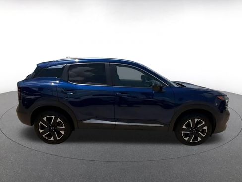 Used 2026 Nissan Kicks SV w/ Cold Weather Package AWD/4WD image 13