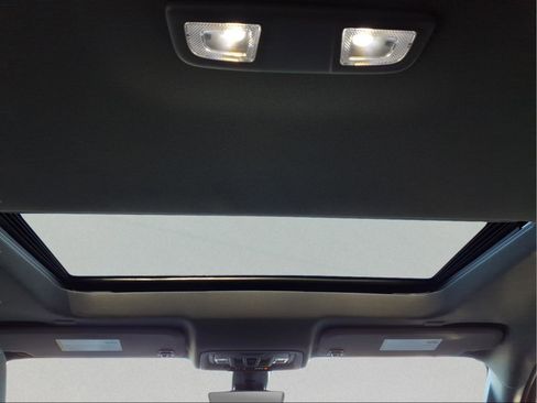 Used 2021 GMC Sierra 1500 Denali w/ Denali Ultimate Package image 14