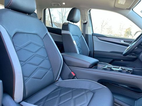 New 2025 Volkswagen Atlas Peak Edition SE image 73