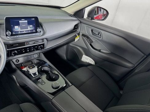 New 2026 Nissan Rogue S image 19