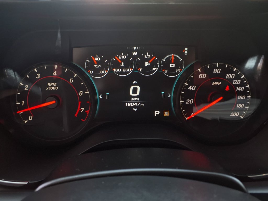 Used 2016 Chevrolet Camaro SS RWD image 16