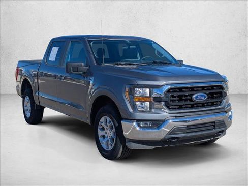 Used 2023 Ford F150 XLT image 3