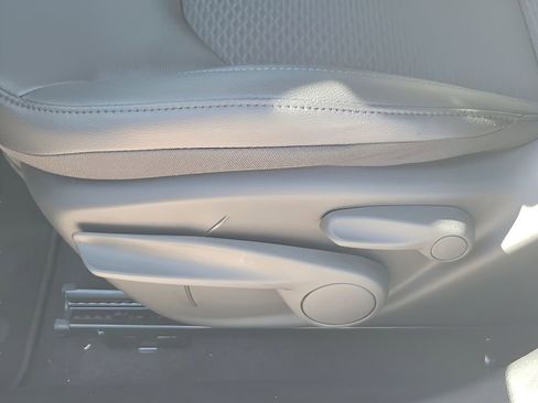New 2026 Jeep Compass Latitude AWD/4WD image 29
