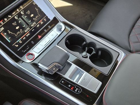 New 2026 Audi SQ8 Prestige image 24