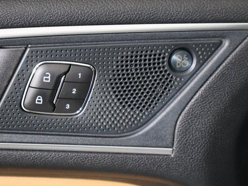 Used 2024 Ford Edge Titanium w/ Titanium Elite Package image 24