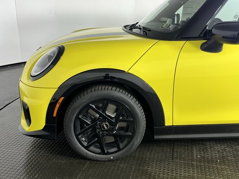 New 2026 MINI Cooper S image 4