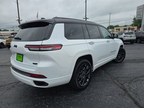 Used 2025 Jeep Grand Cherokee L Summit AWD/4WD image 7