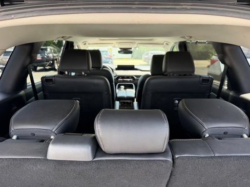 Used 2024 MAZDA CX-90 3.3 Turbo w/ Preferred Plus AWD/4WD image 23