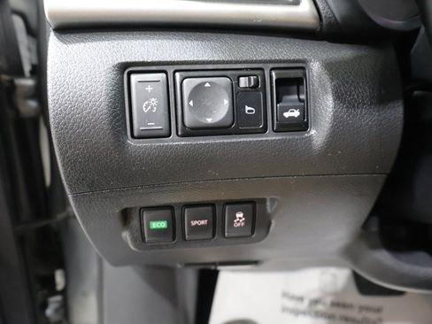 Used 2017 Nissan Sentra S FWD image 28