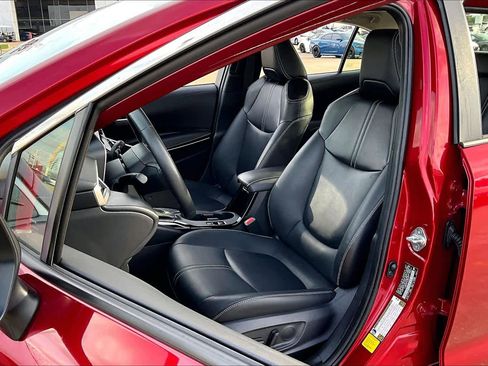 Used 2024 Toyota Corolla XLE image 8