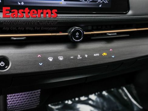 Used 2024 Nissan Ariya AWD image 19