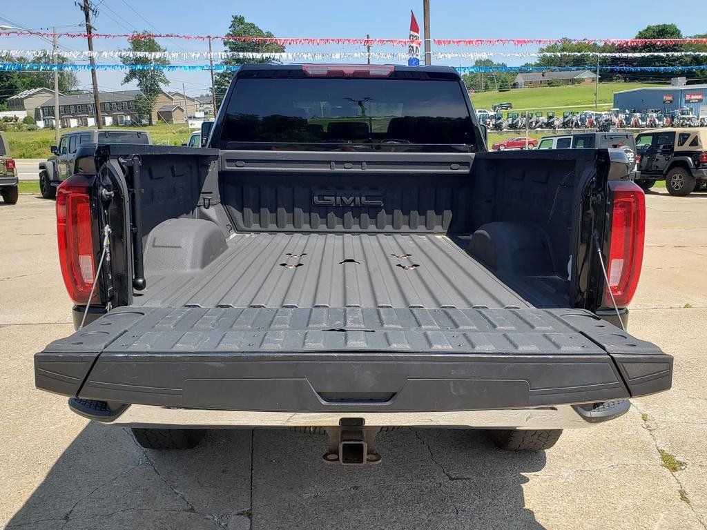 Used 2021 GMC Sierra 3500 SLT AWD/4WD image 9