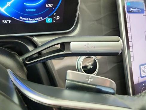 Used 2023 Mercedes-Benz EQS 450+ Sedan image 41