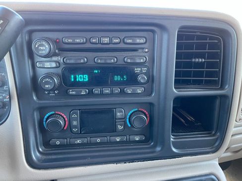 Used 2005 GMC Sierra 3500 SLT w/ Heavy-Duty Power Package image 36