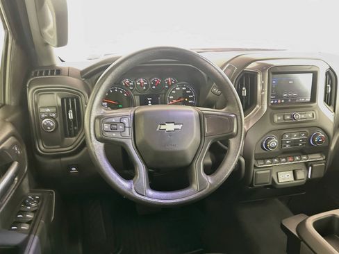 Used 2025 Chevrolet Silverado 1500 Custom RWD image 17