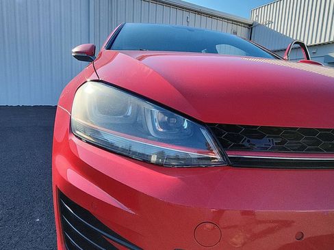 Used 2015 Volkswagen GTI SE w/ Lighting Package (SEL) image 12