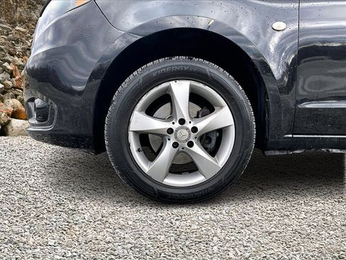 Used 2018 Mercedes-Benz Metris Passenger image 9