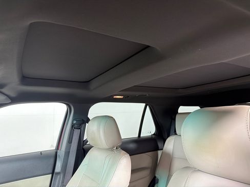 Used 2013 Ford Explorer XLT AWD/4WD image 12