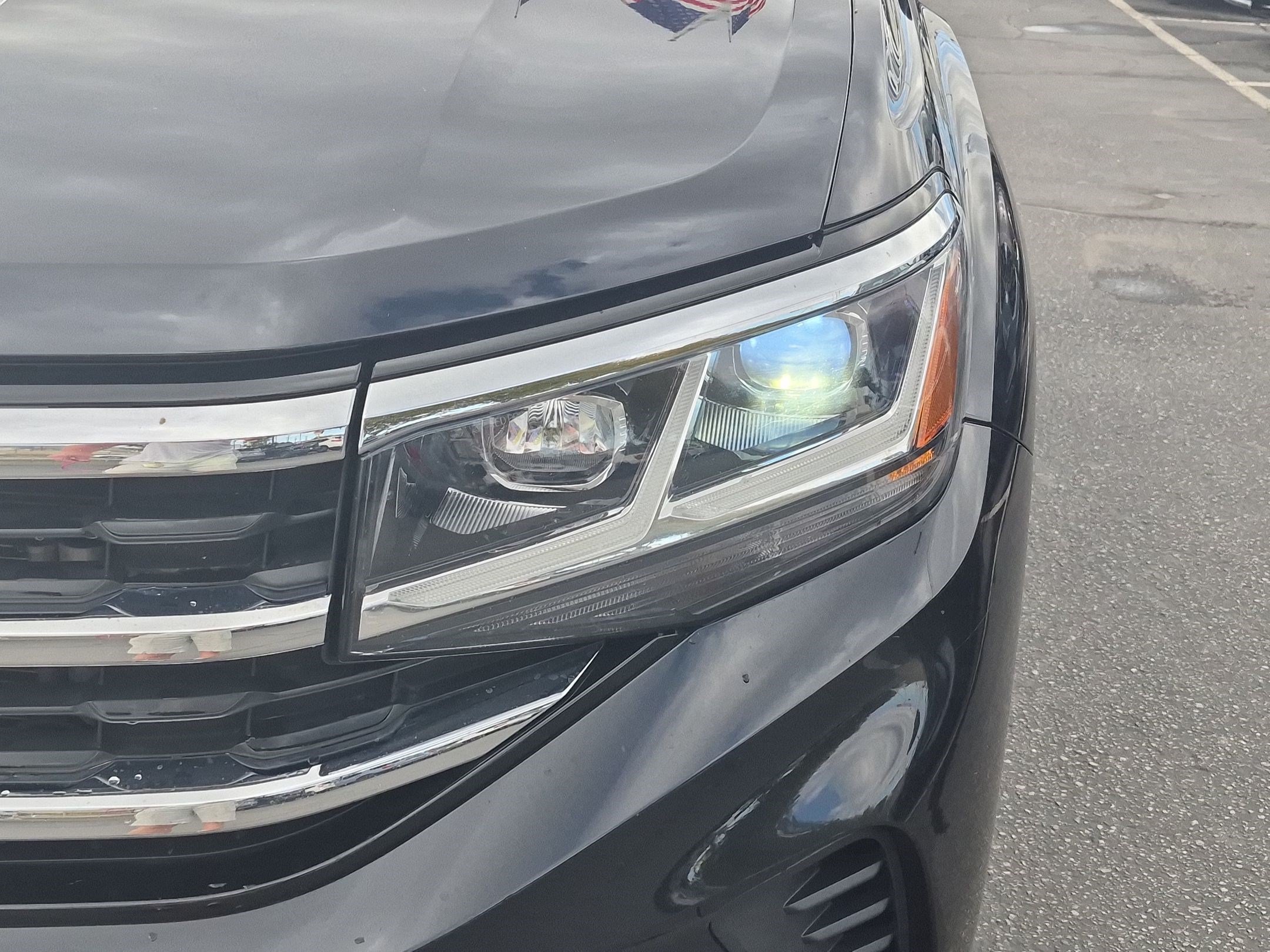 Used 2021 Volkswagen Atlas Cross Sport SE AWD/4WD image 12