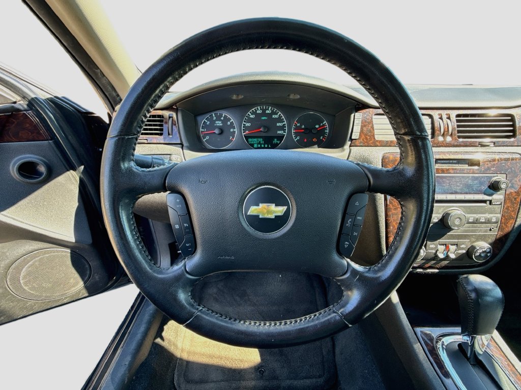 Used 2013 Chevrolet Impala LT w/ LT Sunroof Package FWD image 14