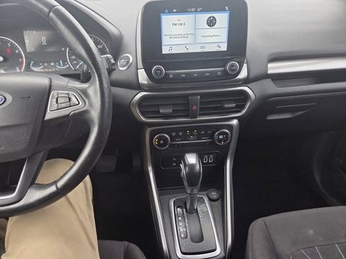 Used 2019 Ford EcoSport SE image 11