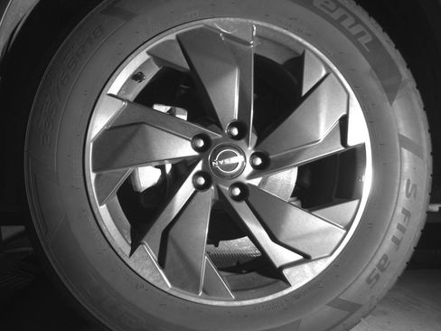 Used 2025 Nissan Rogue SV image 12